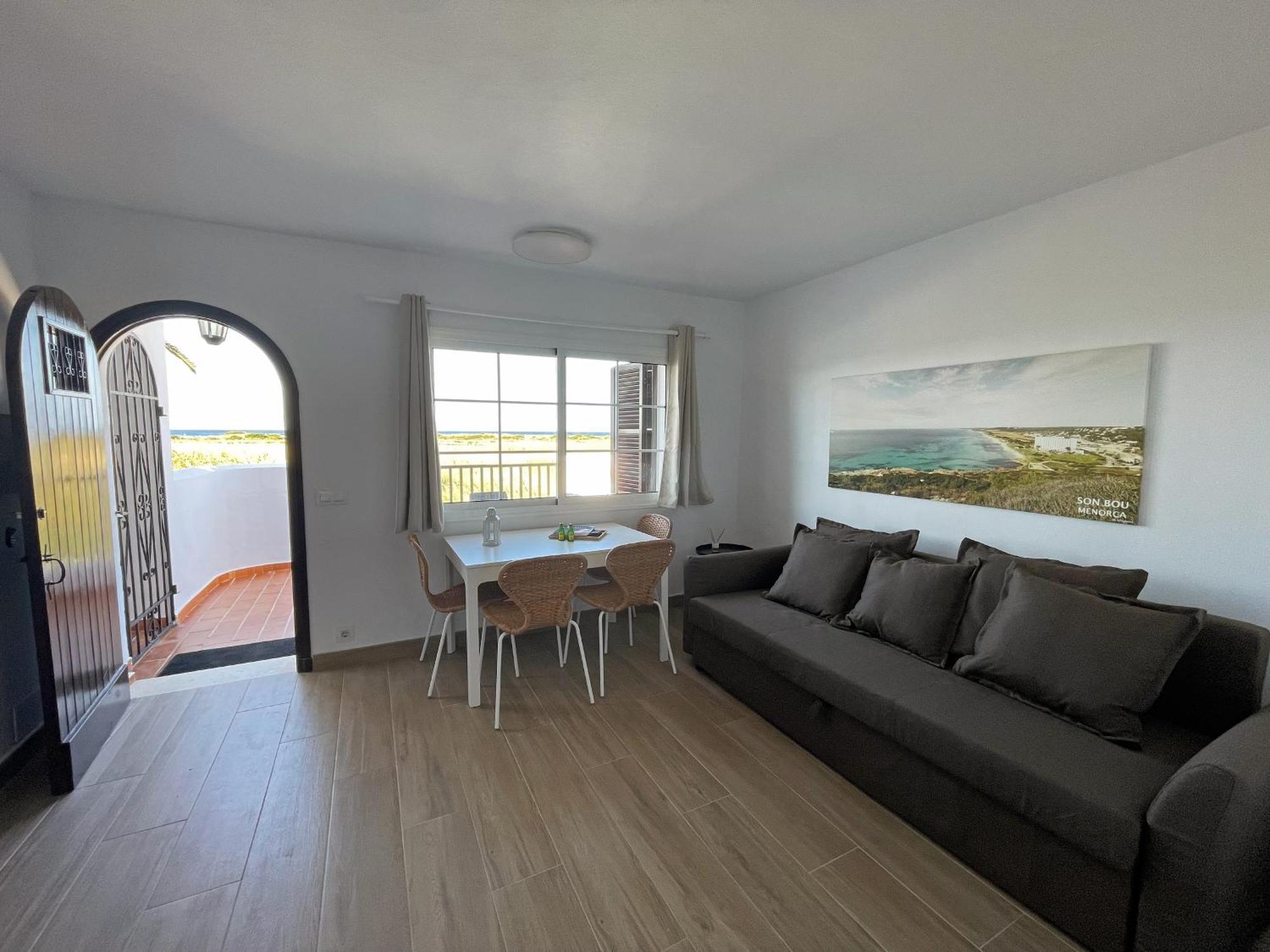Apartamento Trini En Son Bou, Frente Al Mar, Perfecto Para Vacaciones Алайор Екстериор снимка